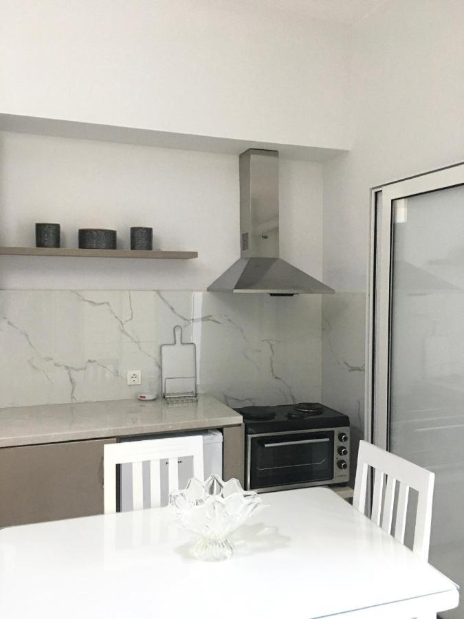 Lr Apartments Σαράντα Εξωτερικό φωτογραφία