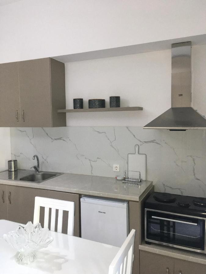 Lr Apartments Σαράντα Εξωτερικό φωτογραφία