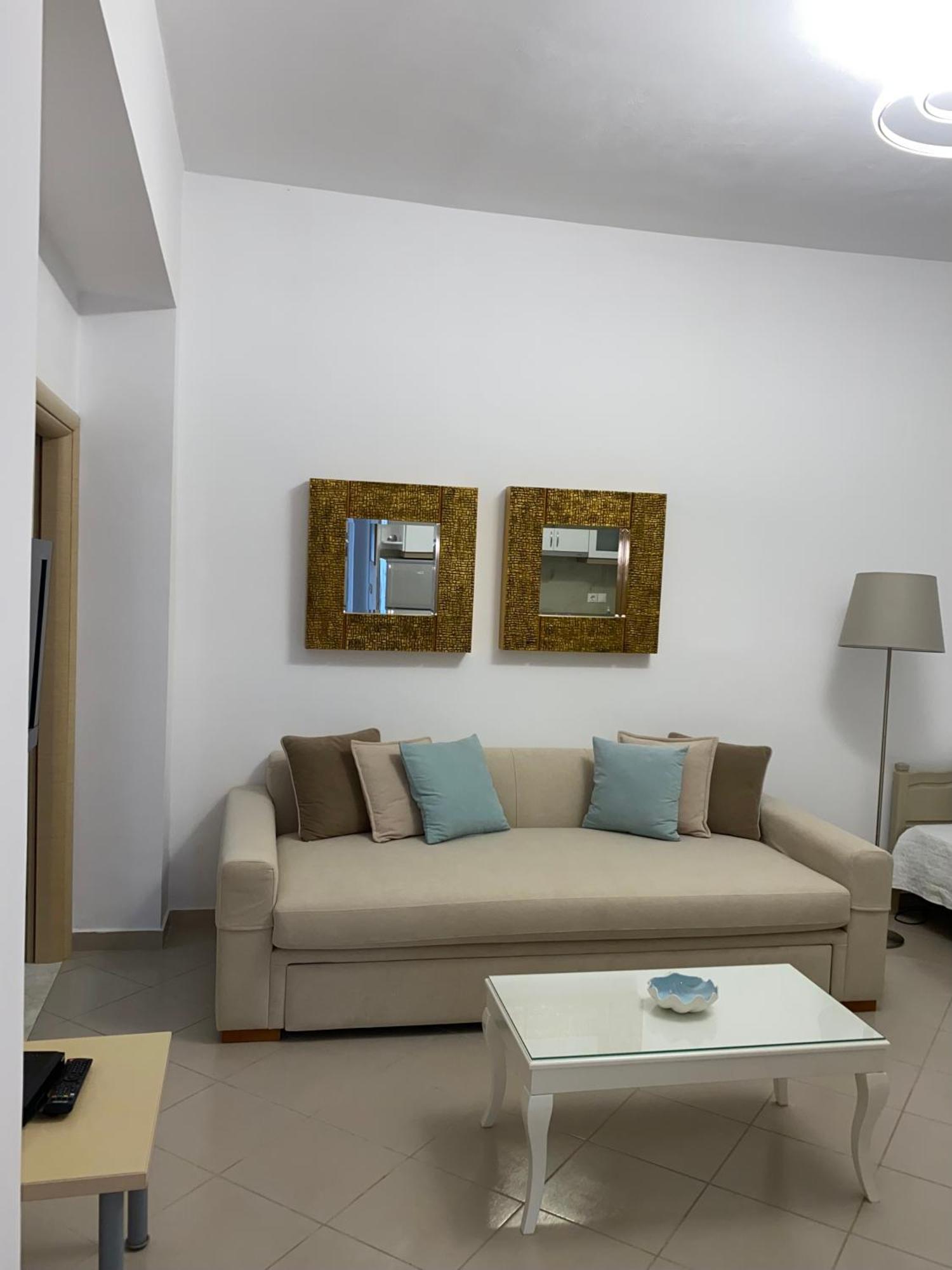 Lr Apartments Σαράντα Εξωτερικό φωτογραφία